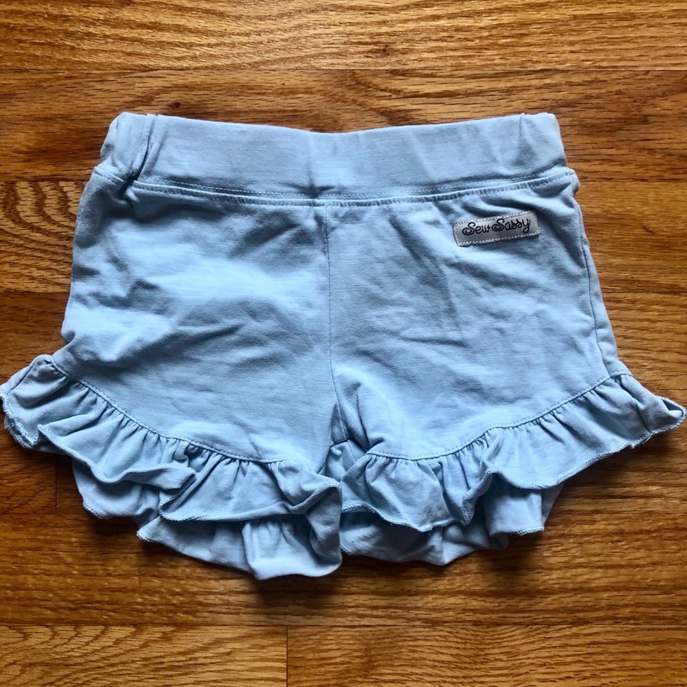 Sew Sassy Boho Style Shorts Size 2